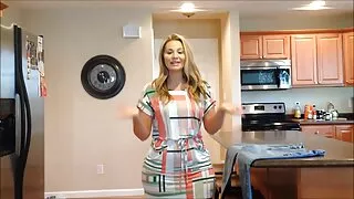 Cücə müxtəlif mövqelərdə sikilir