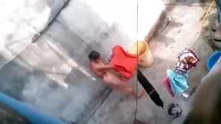 Kamera qarşısında sevgilisi ilə ehtiraslı seks