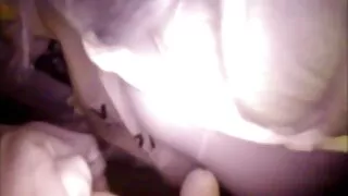 Oynaq körpə dildo əmmək edir