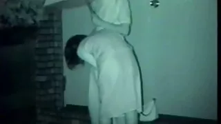 Sarışını kameraya vurmaq