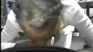 Şirin Tələbəni seçin və onu seksə dəvət edin