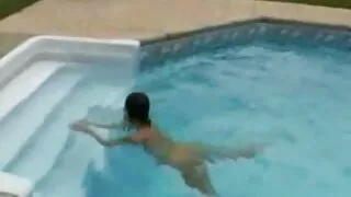 Gözəllik oral seks edir və pov-da sekslə məşğul olur