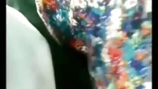 Kişisini peşəkar kimi işləyir