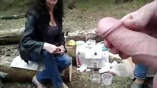Zəmində it tərzi kobud sikdirmə