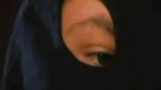 Boyalı Brunette MILF əmzikli Dick