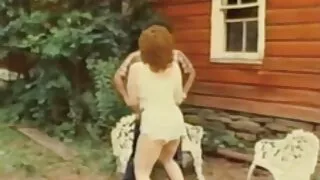 Ögey bacı və cinsiyyətdən dərin oral seks