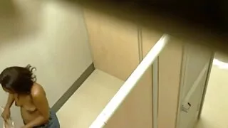 Gicəlləndirici webcam sarışın onun sıx deşik işləyir